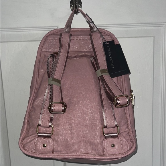 NWT Hynes Victory Light Pink Backpack - Picture 2 of 3